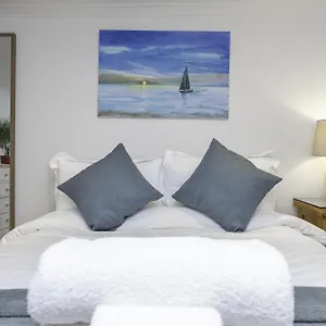  Apartment Upper Rock