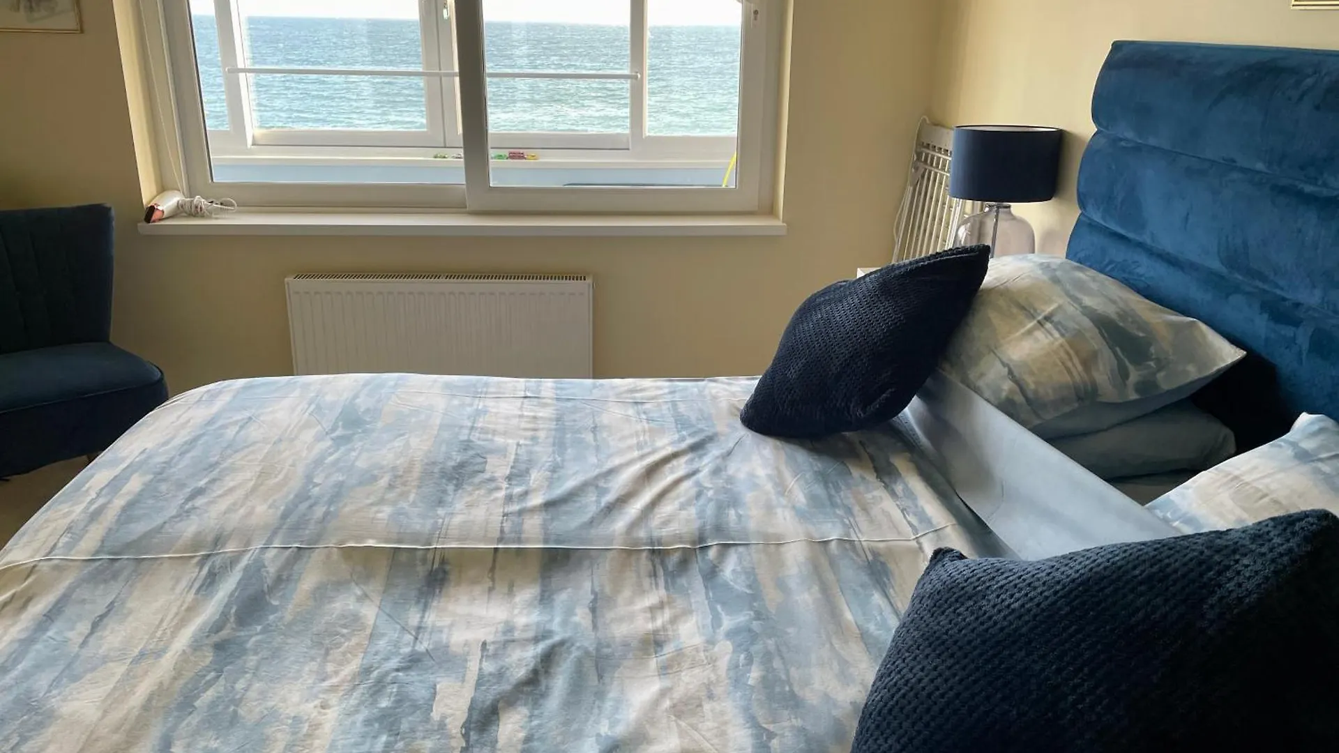 Seascape With Outstanding Sea Views Apartment Brighton